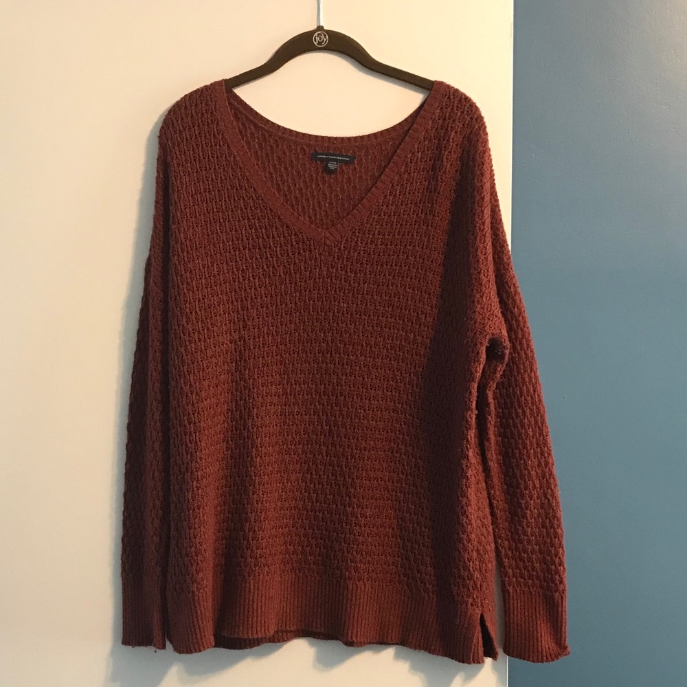 American Eagle Burnt Orange Sweater